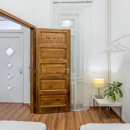 Central Avenue Apartment بودابست المظهر الخارجي الصورة
