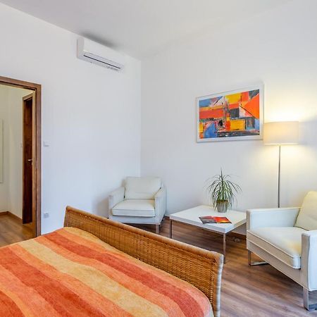 Central Avenue Apartment بودابست المظهر الخارجي الصورة