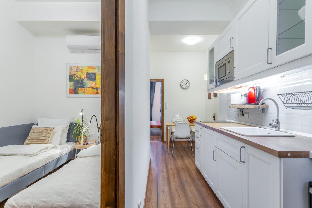 Central Avenue Apartment بودابست المظهر الخارجي الصورة