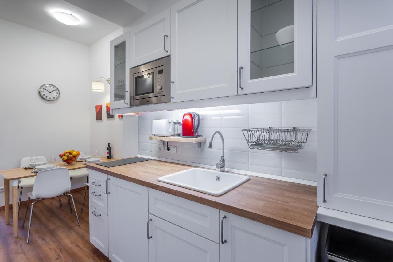 Central Avenue Apartment بودابست المظهر الخارجي الصورة
