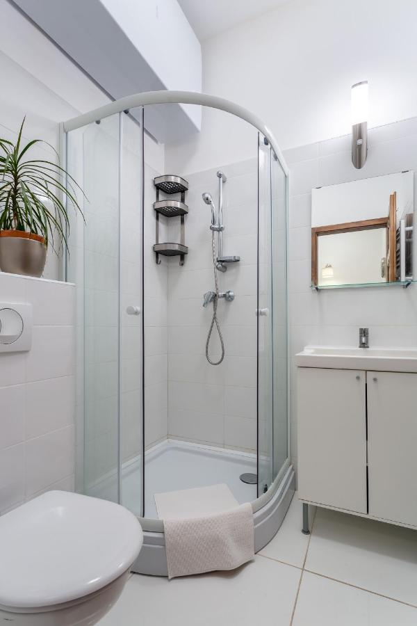 Central Avenue Apartment بودابست المظهر الخارجي الصورة